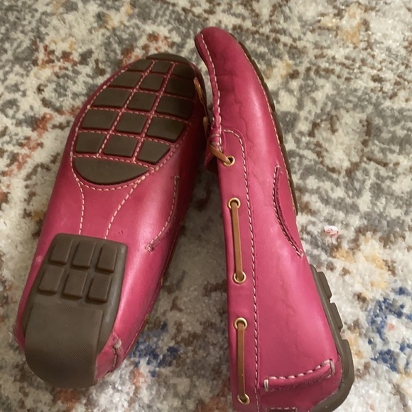 Clarks - Picture 3 of 4